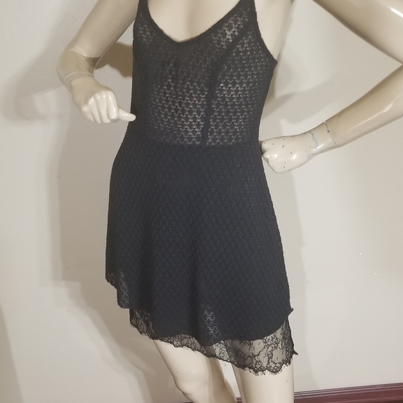 Free People (INTIMATELY) Black Dress. - Picture 6 of 8